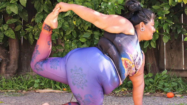 These Fat Girls Doing Yoga Are So Strong And Beautiful
