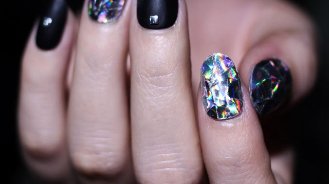 Diamond Nail Art Is the Latest K-Beauty Trend