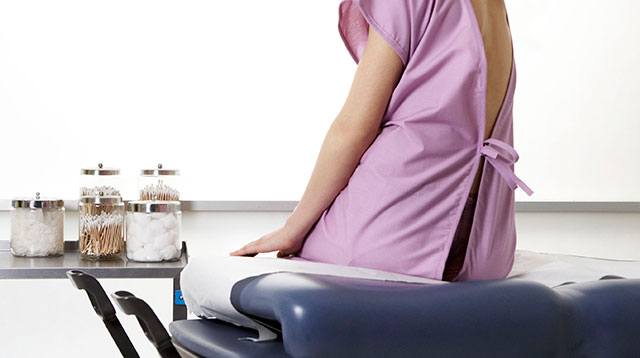 What To Expect When Visiting A Gynecologist For The First Time Cosmo Ph