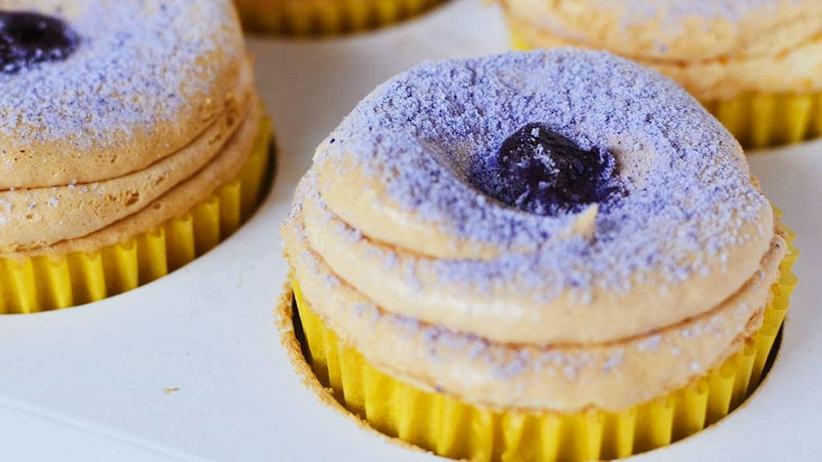 You Have To Try Brazo Ph S Ube Brazo Cupcakes