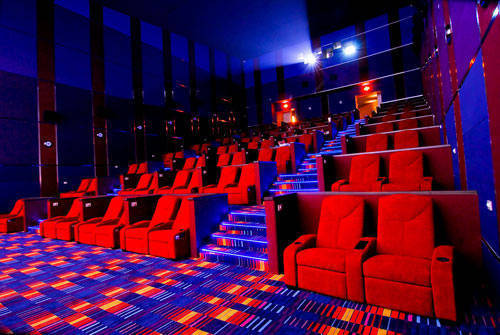 Cosmo Recommends: An Ultra Luxe Movie Date