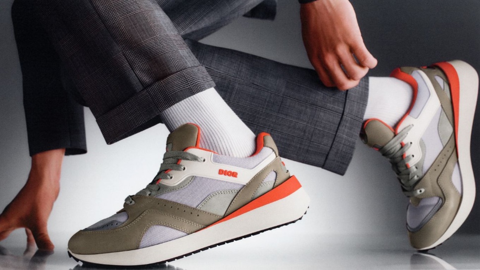 The new Dior B30 sneakers are the best dad shoes to wear this season