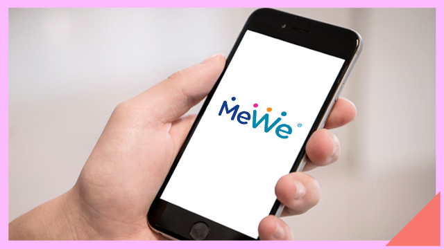 The MeWe mobile app icon is seen on an iPhone. MeWe is an American alt-tech  social media and social networking service owned by Sgrouples Stock Photo -  Alamy