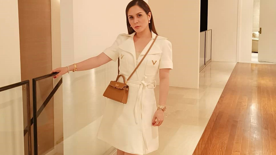 Here's What Jinkee Pacquiao Wore To Manny's Fight Against Adrien