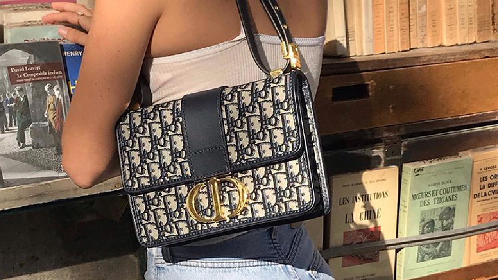 Understand and buy > dior 30 montaigne bag celebrity > disponibile