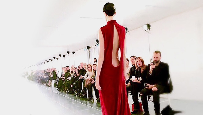 Disgraced fashion designer John Galliano makes a comeback