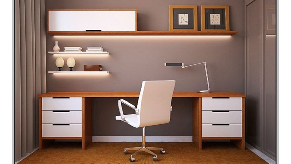 5 Easy Tasks To Help Keep Your Work Desk Clutter Free