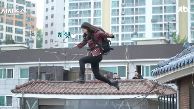 Park Shin-hye makes a grand escape from an epic rooftop chase
