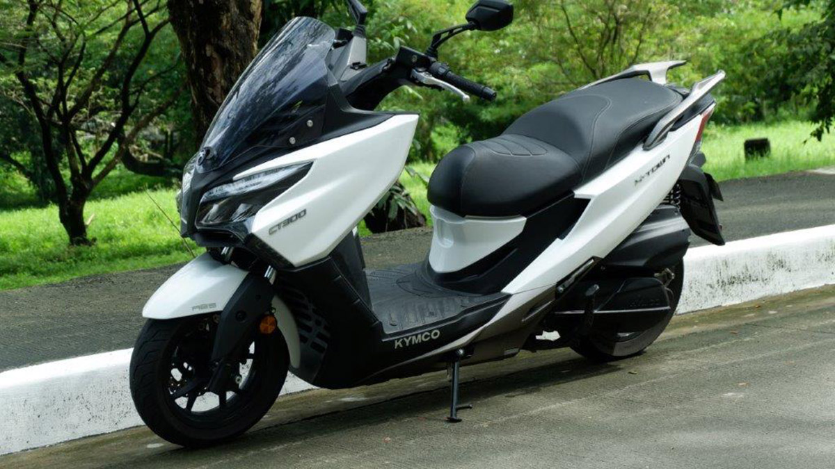 X town speed kymco 300i top Compare 22