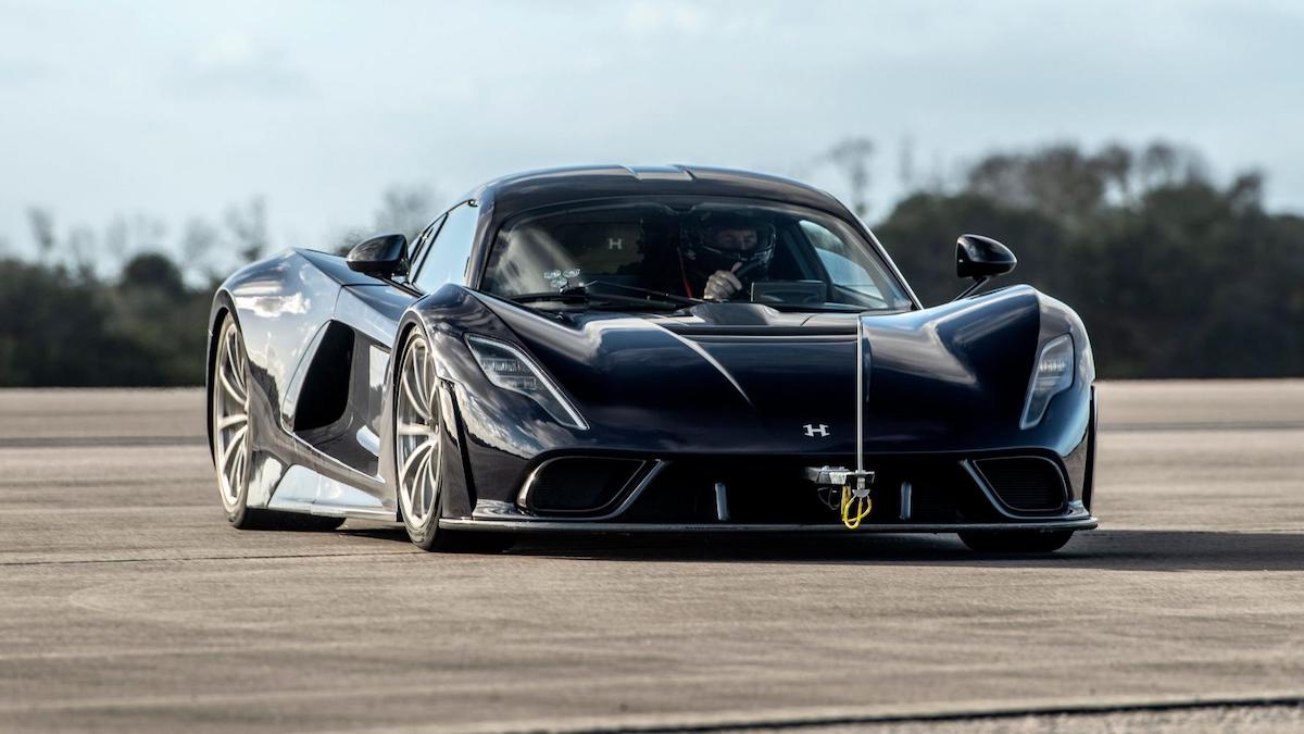 Video Hennessey Venom F Hits Kph