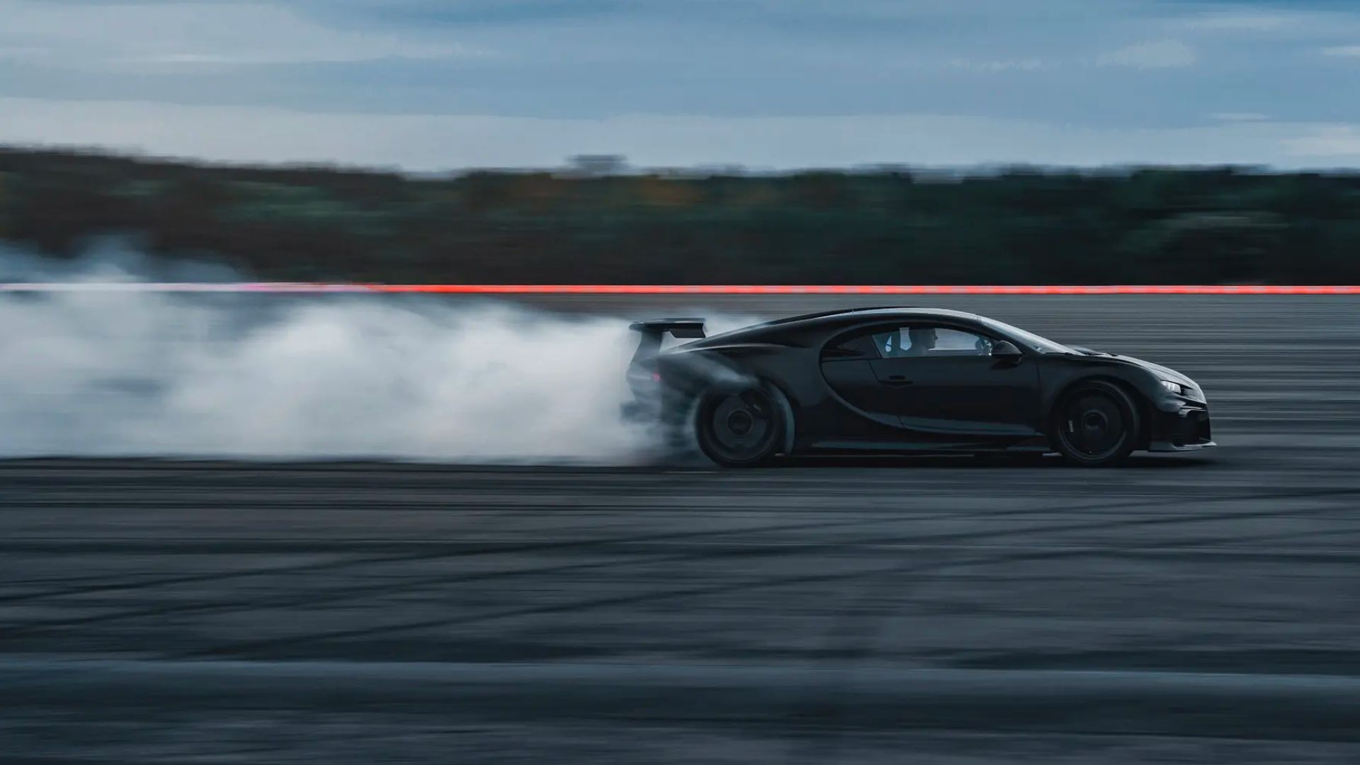 Seeing A Bugatti Chiron Pur Sport Drifting Is Super Satisfying