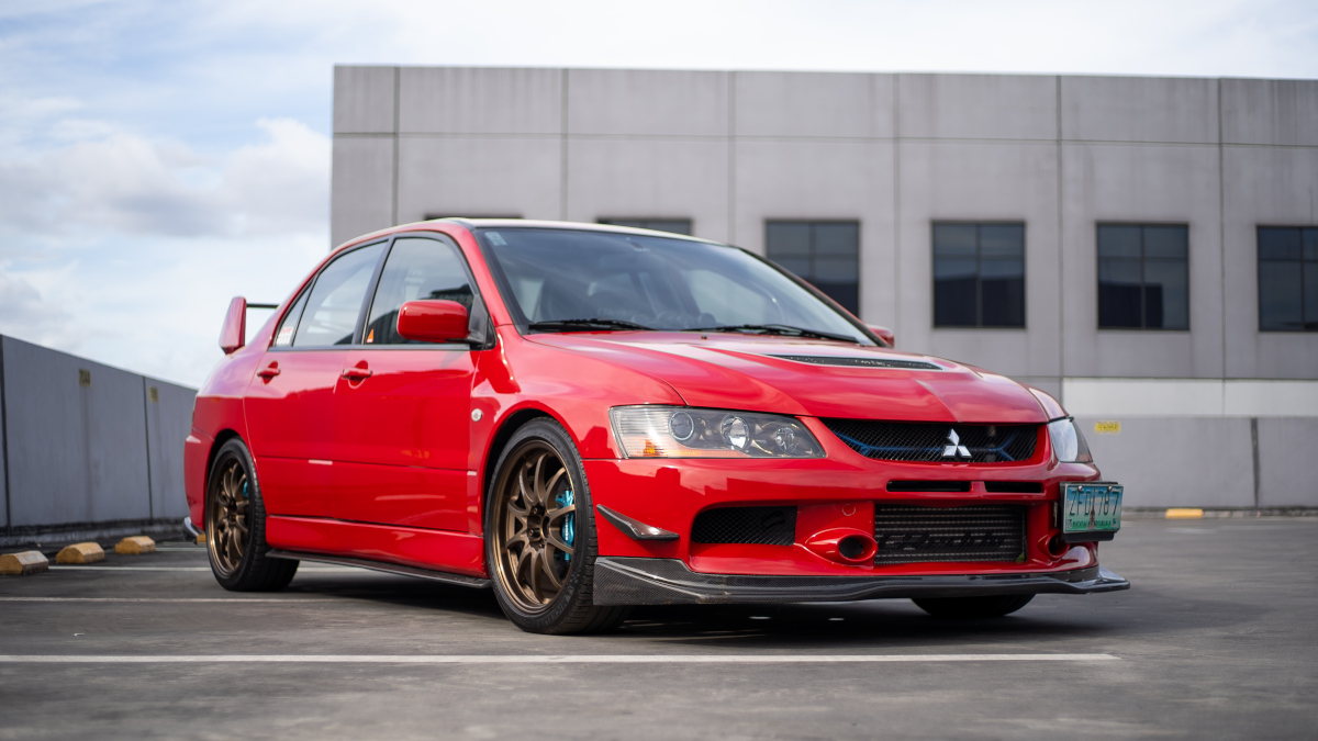 This loaded Mitsubishi Lancer Evo 9 is for sale for P4.5M