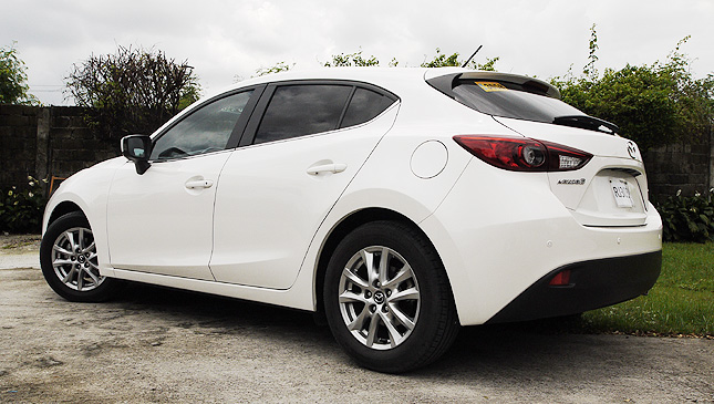 Mazda 3 Skyactiv 1.5 V Hatchback review, price, specs