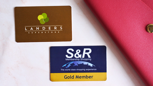 S R Or Landers Which Membership Card Should You Get