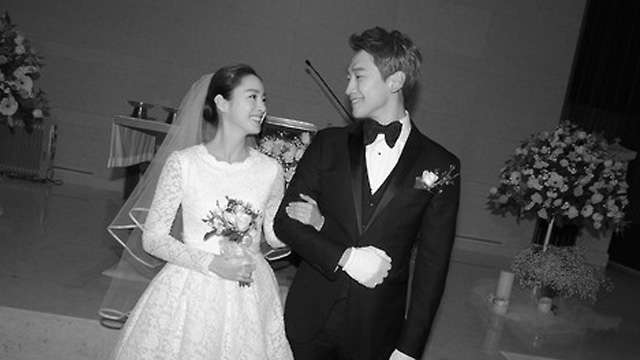 OMG Rain and Kim Tae Hee Got Married Today!