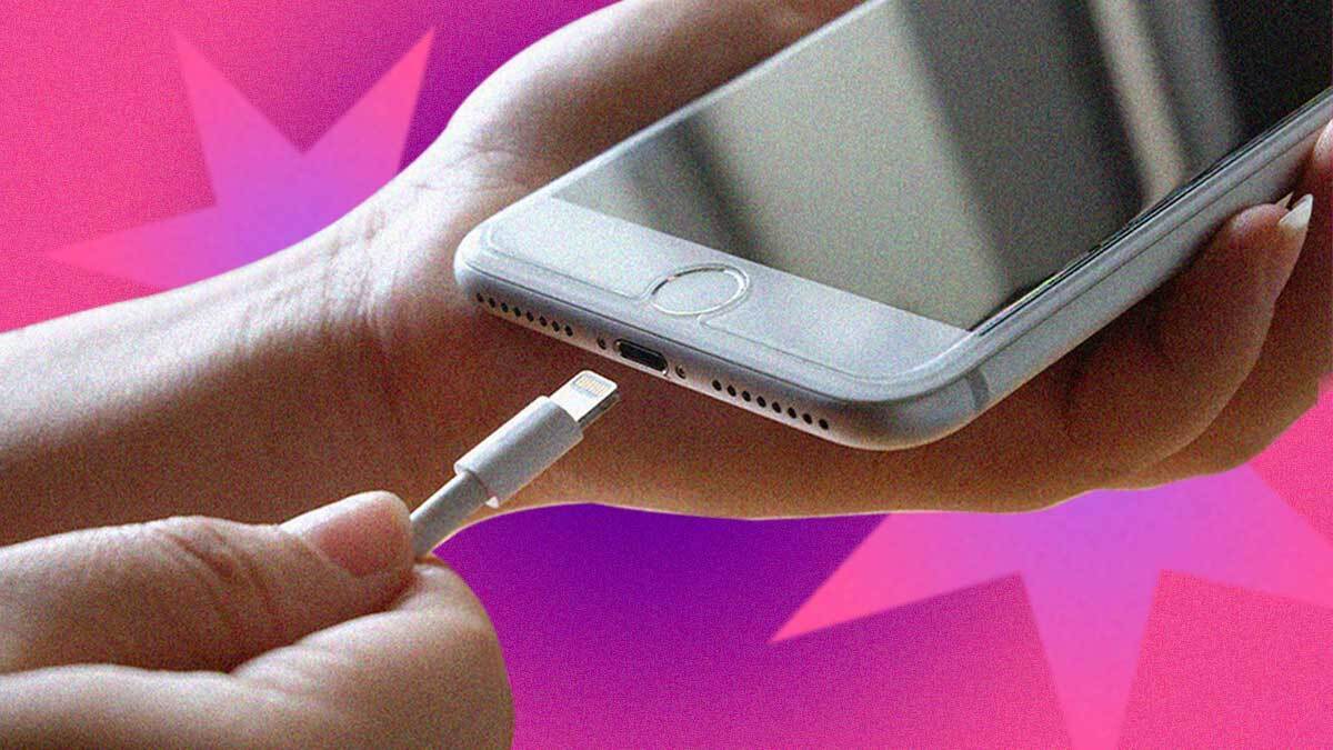 Did You Know? You Can Connect USBs and SD Cards to Your iPhone