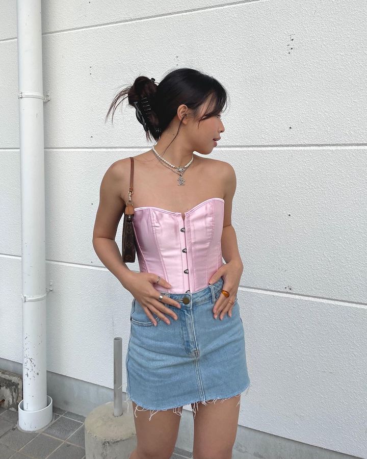 Casual Ways to Style Corset Tops