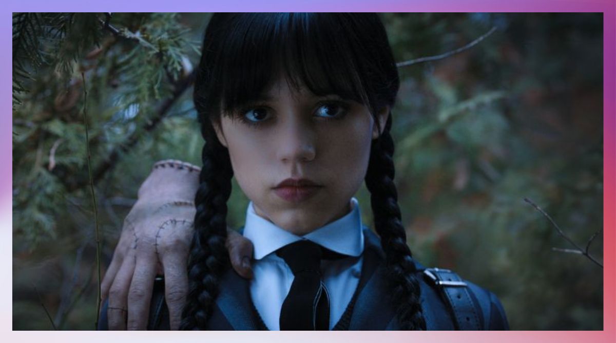 Does Wednesday Blink in Tim Burton and Netflix's Wednesday? Why Jenna  Ortega Never Blinks