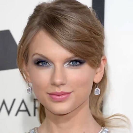 taylor swift with makeup