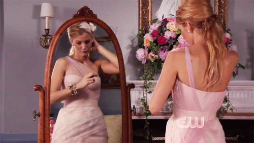 10 Struggles Every Girl Goes Through When It Comes To Prom Dates