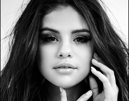 Major Hair Inspo: Selena Gomez Gets A Lob