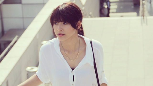 5 Questions to Ask Yourself Before You Cut Your Bangs