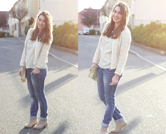 Girl in white-and-beige outfit