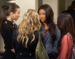 Sneak Peek! Pretty Little Liars: A Person of Interest