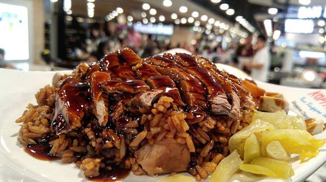 Can You Guess Which Airport Has The *Best* Food?