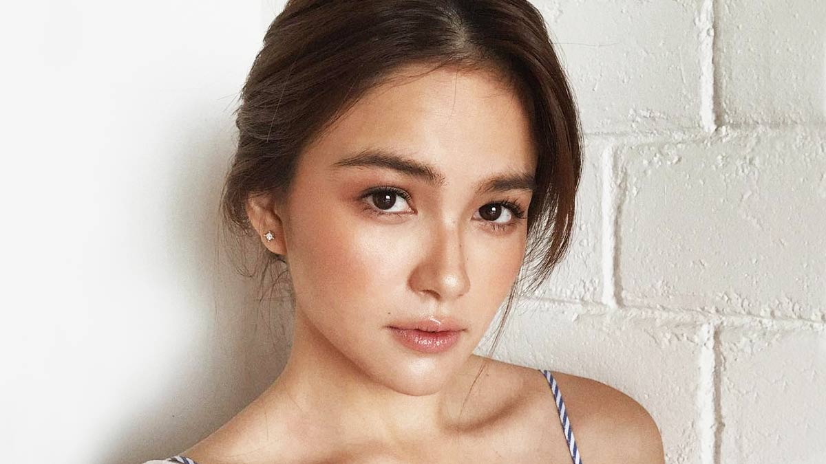 Elisse Joson Shows Us How To Get Glowing Skin With Makeup Cosmoph