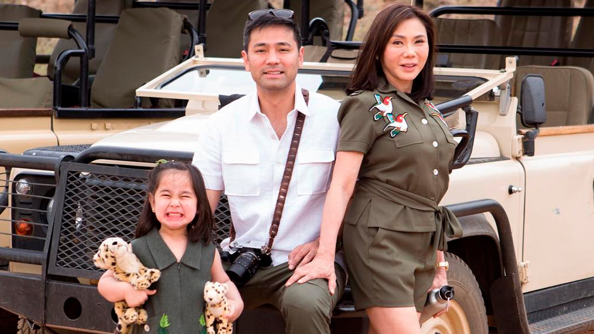 Scarlet Snow Belo African Safari Photos