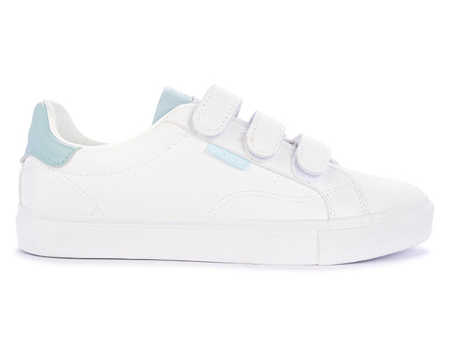 White Sneakers Under P1,000