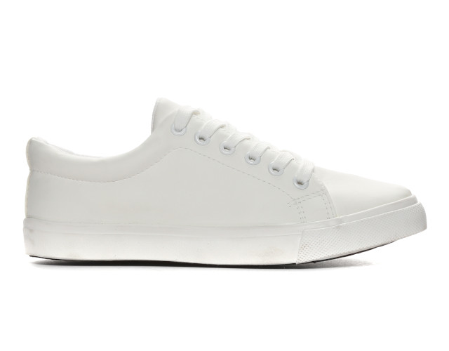 White Sneakers Under P1,000