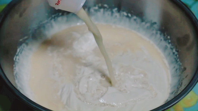 How to make Yakult ice cream