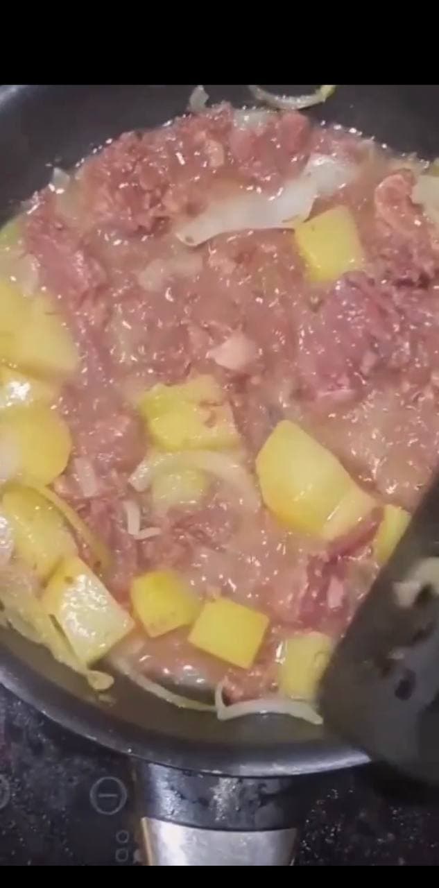 Corned beef and potatoes