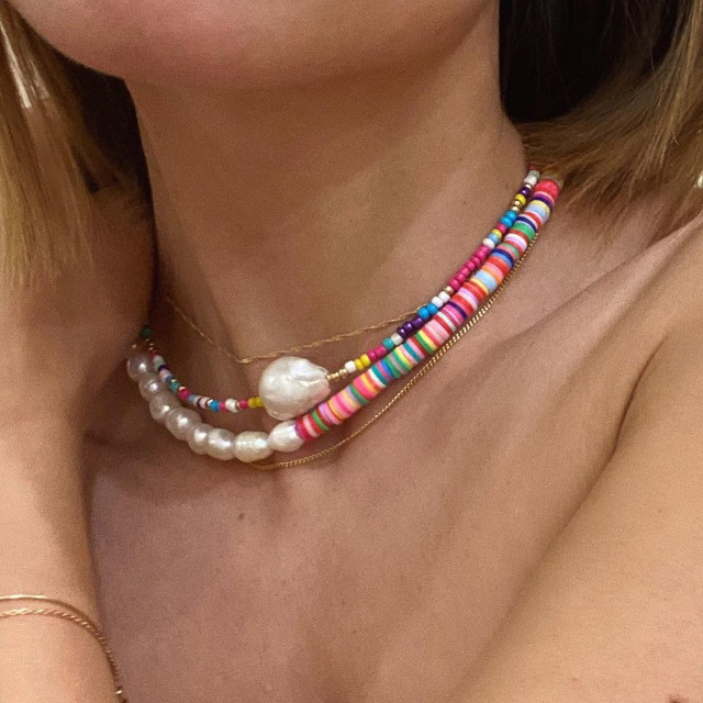 Mari Jasmine's necklace