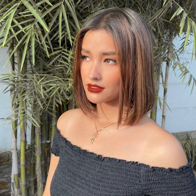 Liza Soberano's caramel brown highlights hairstyle