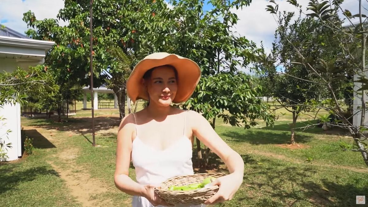 VIDEO: Bea Alonzo's Cooking Tutorial In Zambales Farm