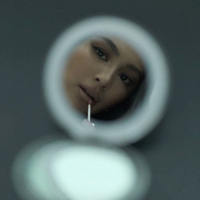 small mirror selfie: Nadine Lustre