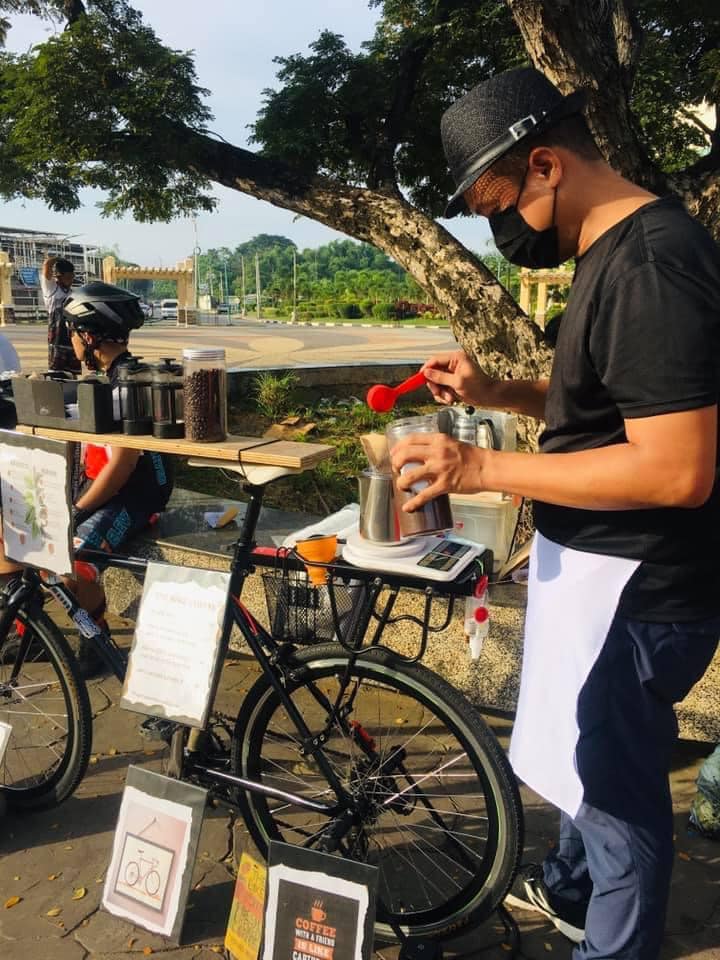 Cocoy of The Bike Coffee CDO making coffee