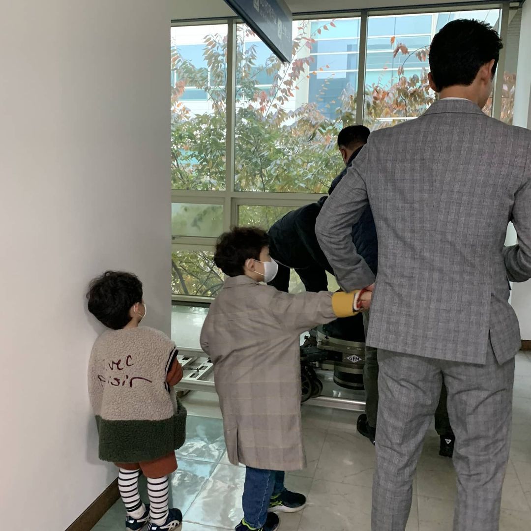 Song Joong Ki S Nephews Show Their Support To Vincenzo And Space Sweepers