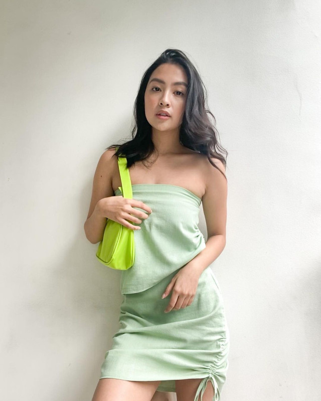 Rei Germar Monochromatic Outfit 6