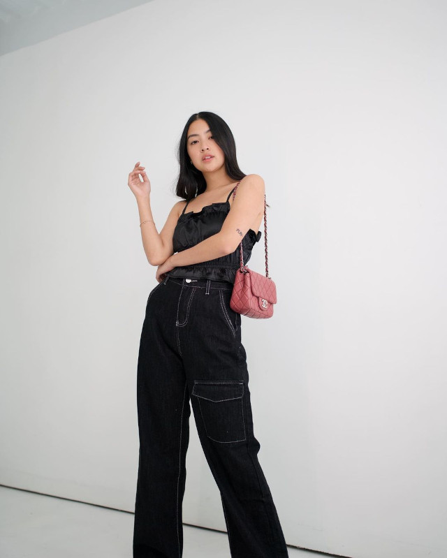 Rei Germar Monochromatic Outfit 9