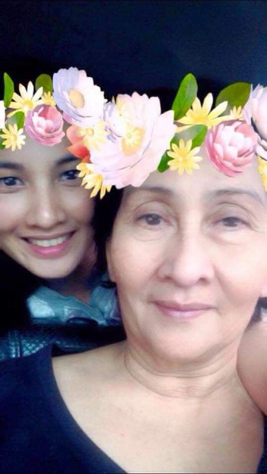 Family photo of a Pinay and her lola - Chesca