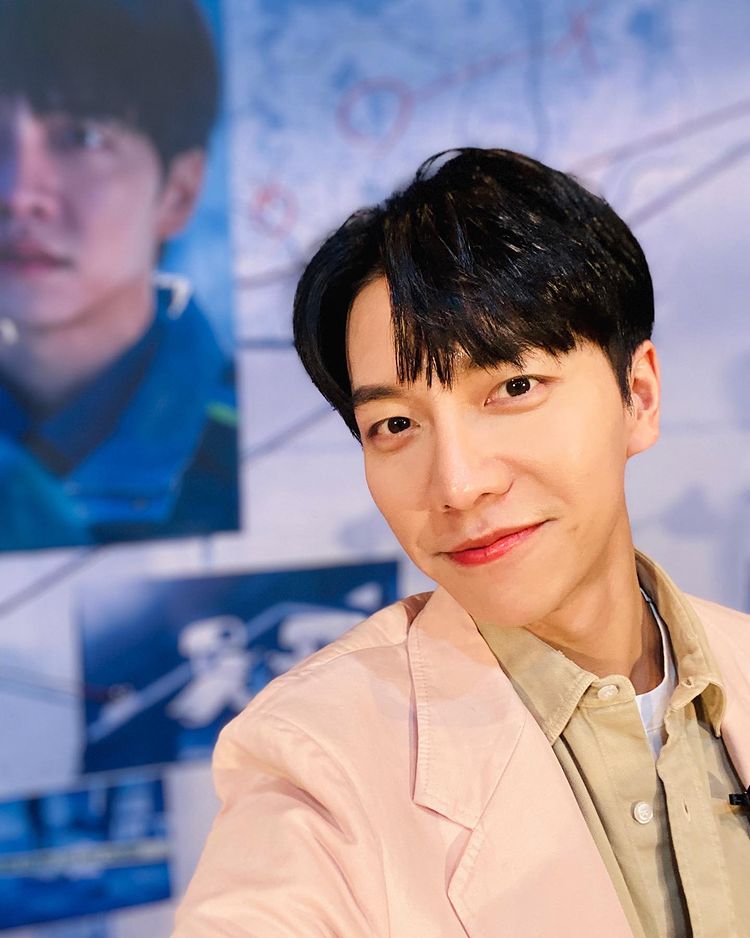 Lee Seung Gi Shares His Thoughts On His First Villain Role In 'Mouse'