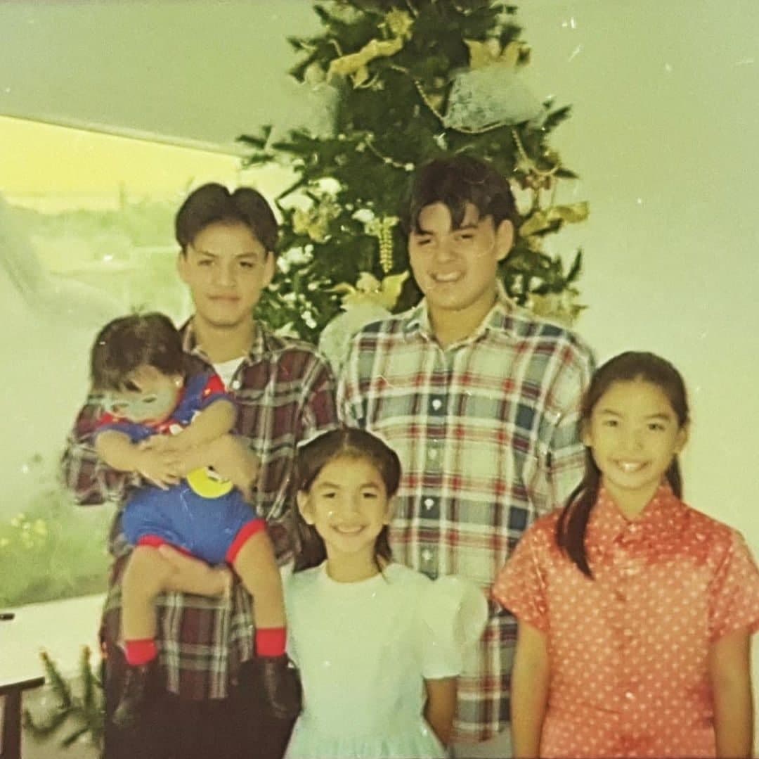 Andrea Torres family