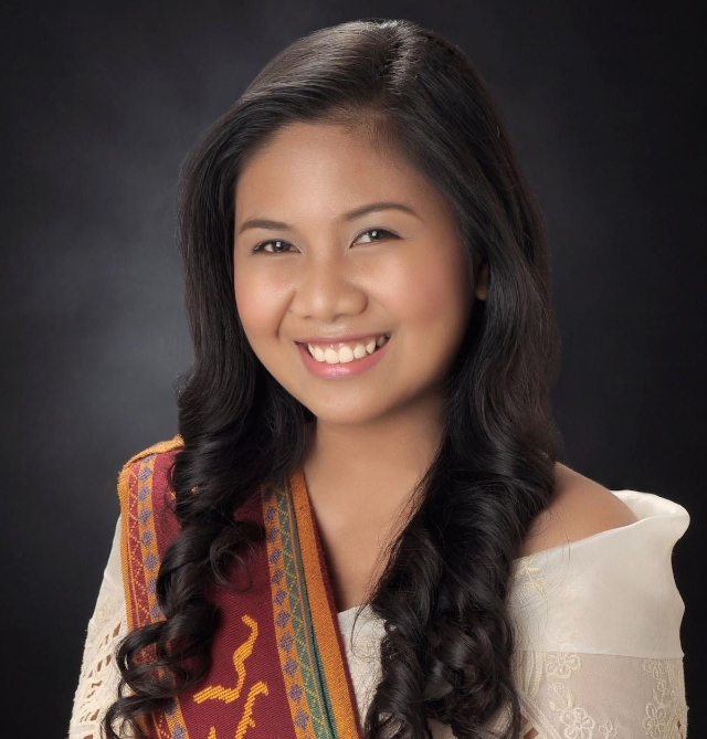 Pinay, UP graduation picture