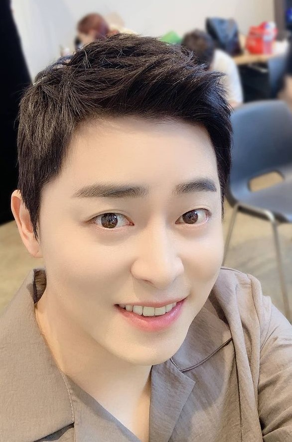 Facts about Hospital Playlist actor Jo Jung Suk