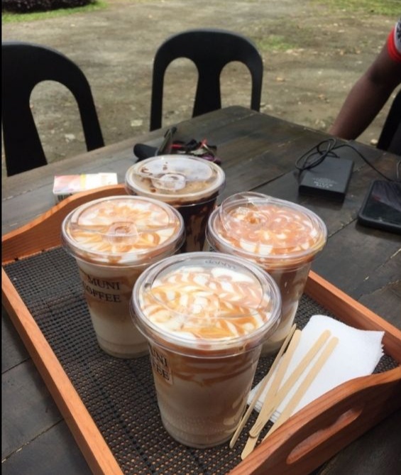 roadside coffee shop - Muni in Laguna