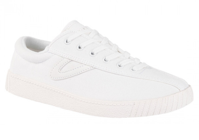 10 *Classic* White Sneakers Every Girl Should Own